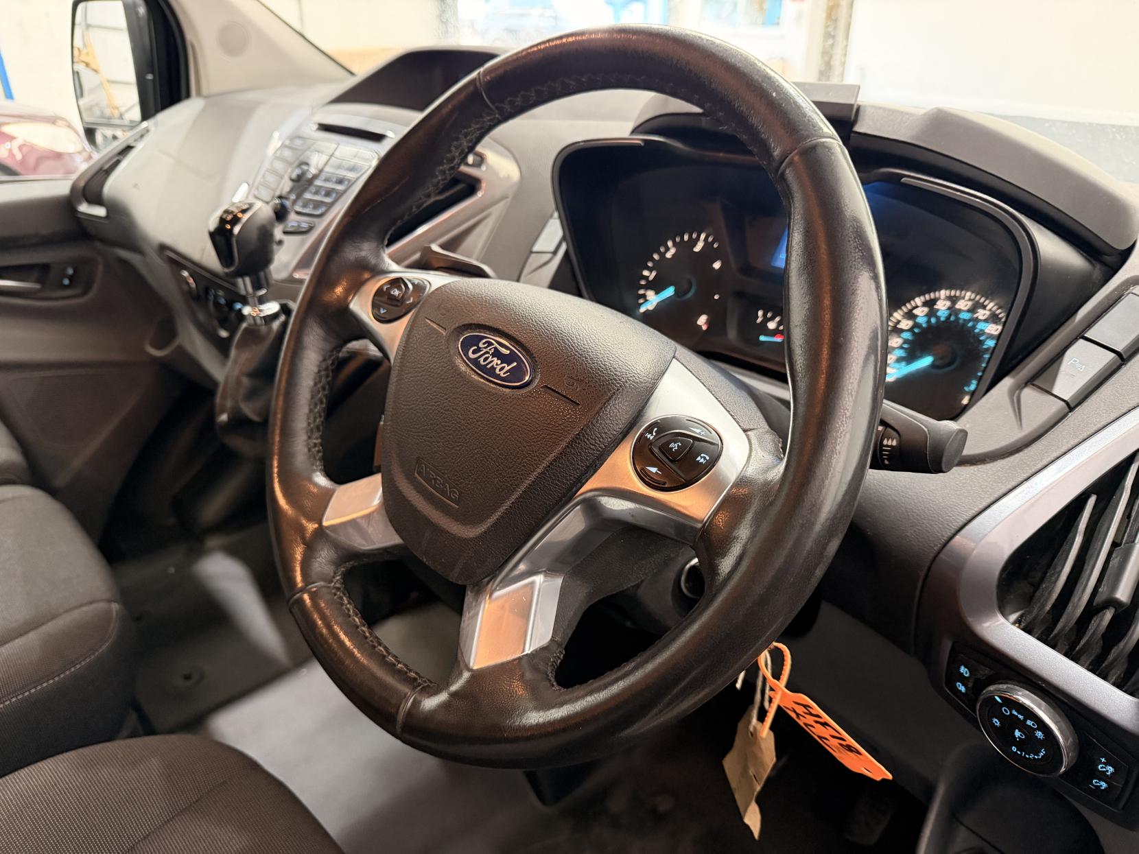 Ford Transit Custom 2.0 TDCi 290 Limited Panel Van 5dr Diesel Manual L1 H1 (171 g/km, 168 bhp)