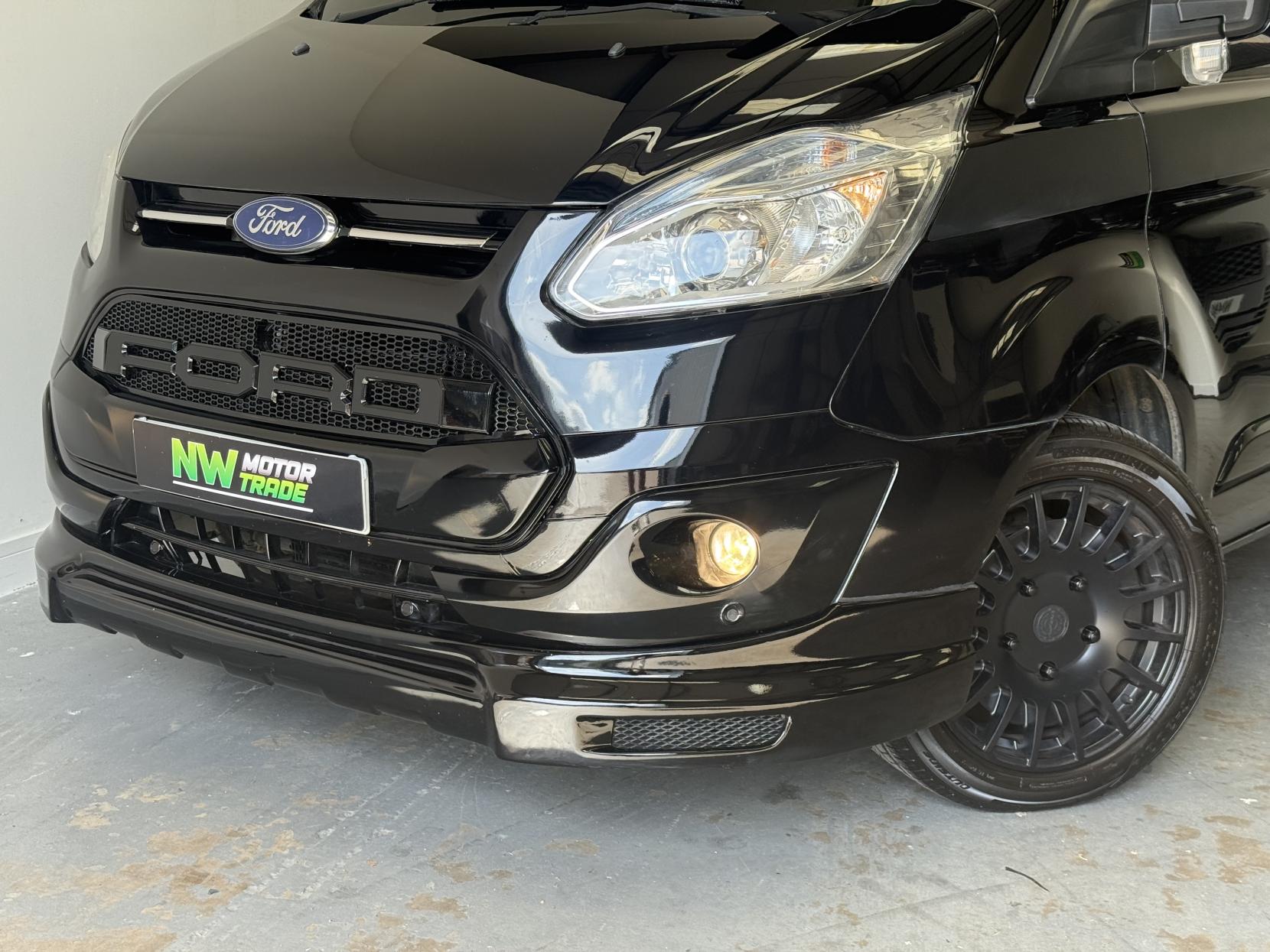 Ford Transit Custom Camper Van Motorhome Euro 6 ULEZ 2.0 TDCi 290 Limited Camper Van Diesel Manual (157 g/km, 128 bhp)