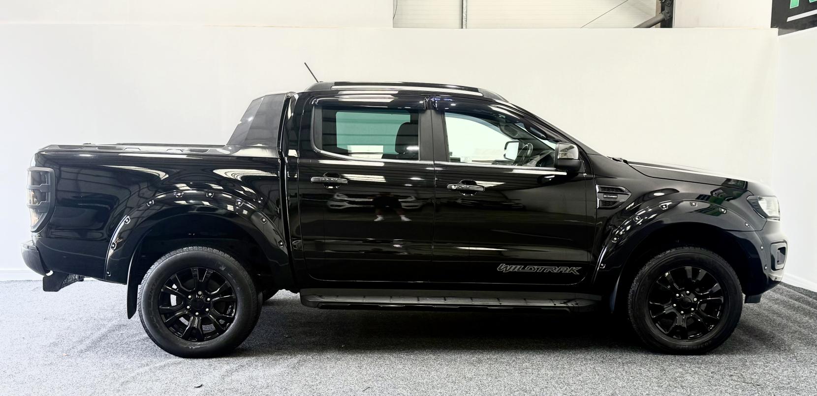 Ford Ranger 2.0 EcoBlue Wildtrak Pickup Double Cab 4dr Diesel Auto 4WD Euro 6 (s/s) (213 ps)