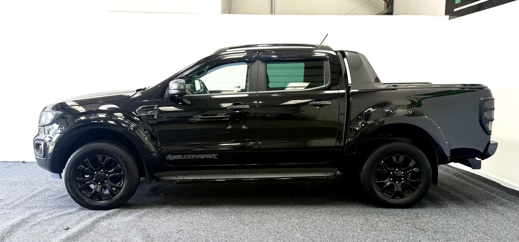 Ford Ranger 2.0 EcoBlue Wildtrak Pickup Double Cab 4dr Diesel Auto 4WD Euro 6 (s/s) (213 ps)