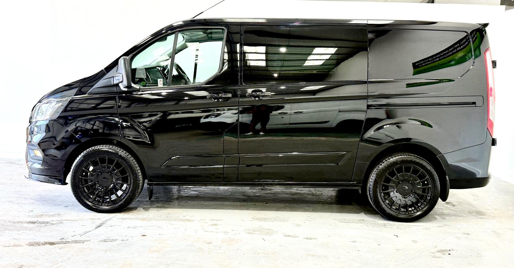 Ford Transit Custom Camper Van Motorhome Euro 6 ULEZ Camper Van Transit Custom 2.0 Conversion