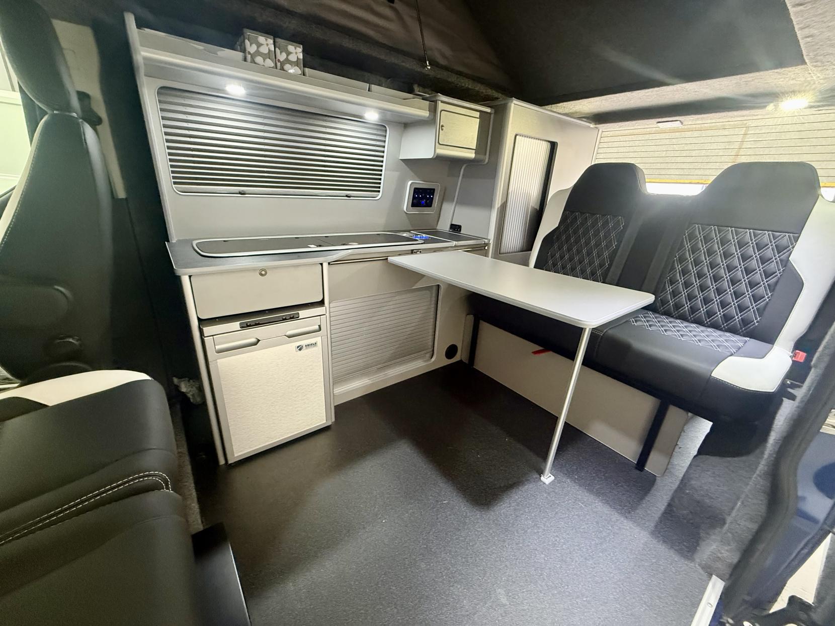 Ford Transit Custom Camper Van Motorhome Euro 6 ULEZ Pop Top Heater 4 Berth 2.0 TDCi 270 Limited Camper Van With Pop Top 5dr Diesel Manual L1 H1