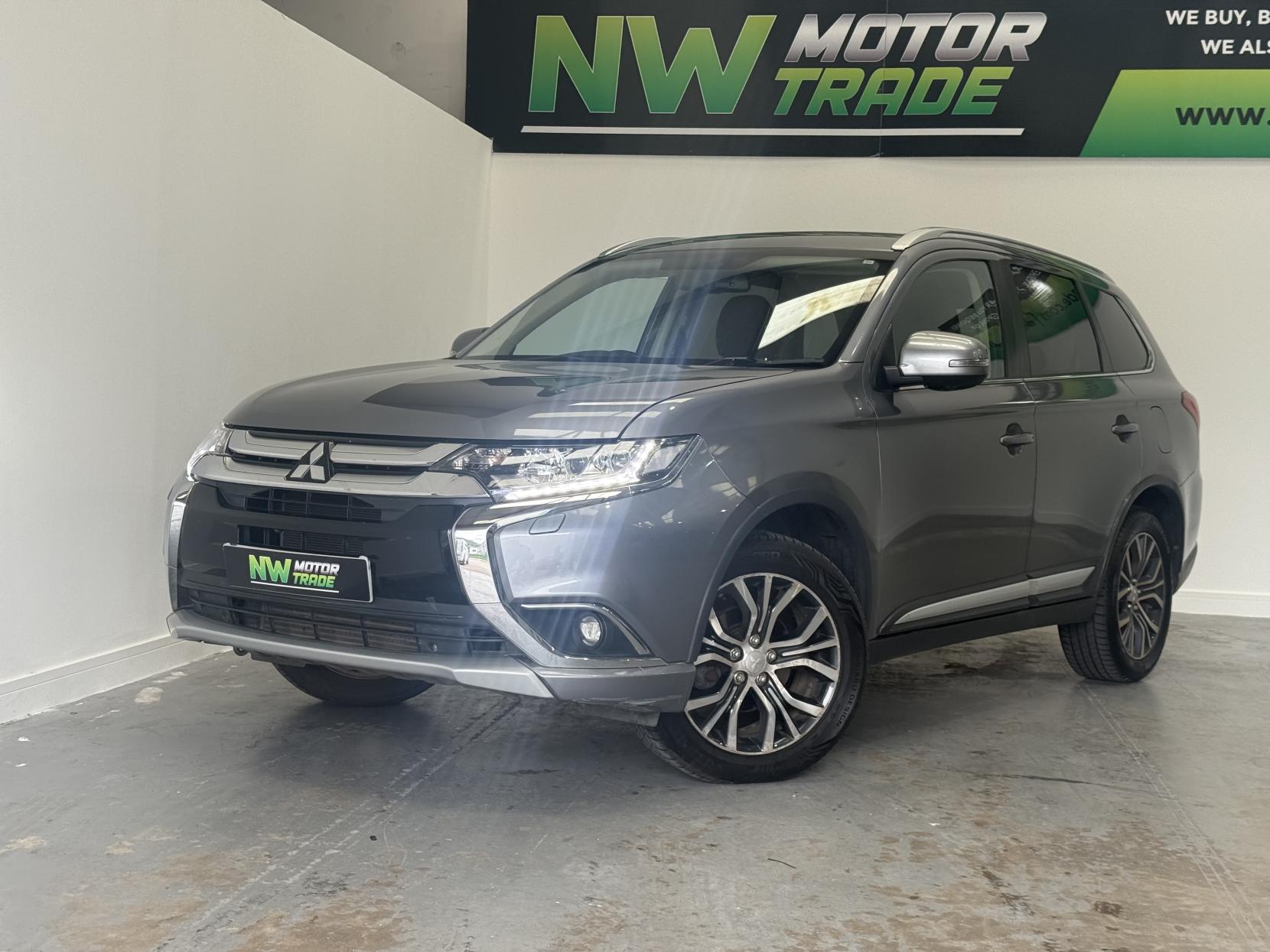 Mitsubishi Outlander 2.2 DI-D 4 SUV 5dr Diesel Auto 4WD Euro 6 (147 ps)