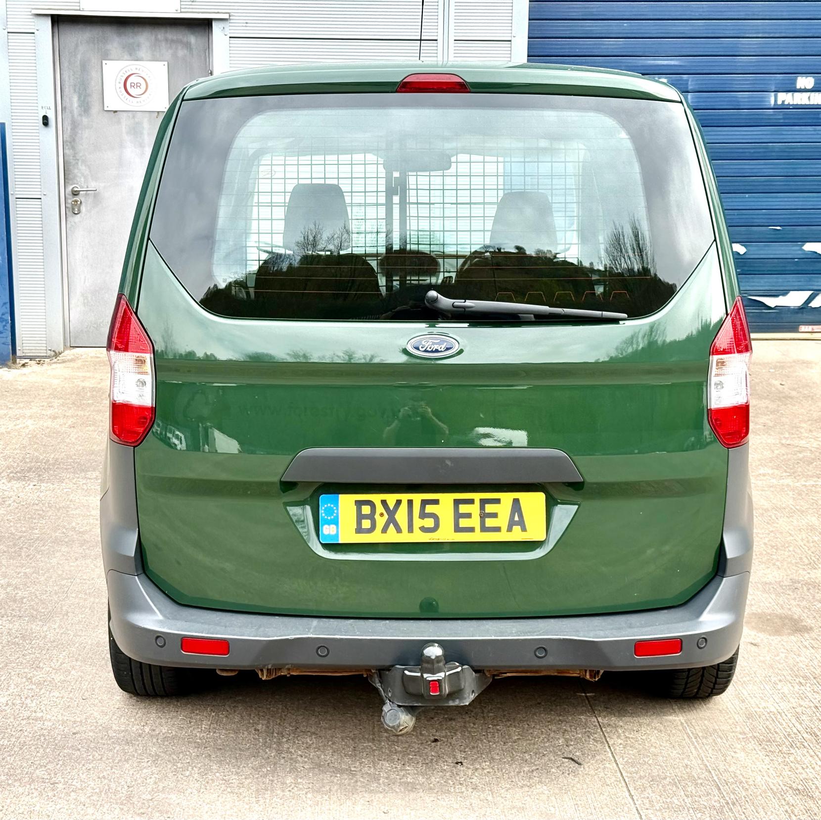 Ford Transit Courier 1.5 TDCi Trend Panel Van 5dr Diesel Manual L1 Euro 5 (75 ps)