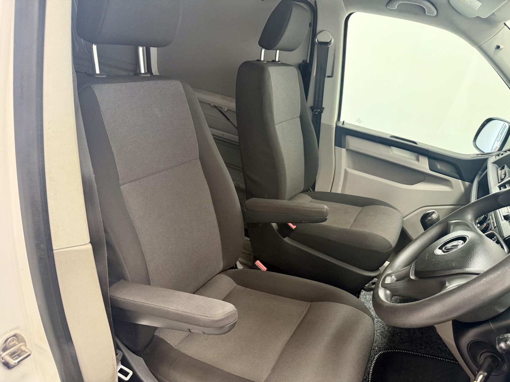 Volkswagen Transporter 2.0 TDI T32 BlueMotion Tech Startline Panel Van 5dr Diesel Manual 4Motion LWB Euro 6 (s/s) (150 ps)