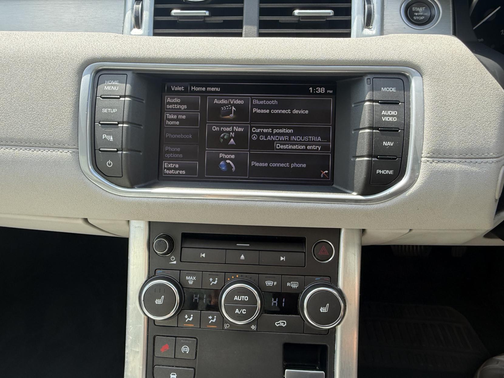 Land Rover Range Rover Evoque 2.2 SD4 Pure Tech SUV 5dr Diesel Manual 4WD Euro 5 (s/s) (190 ps)