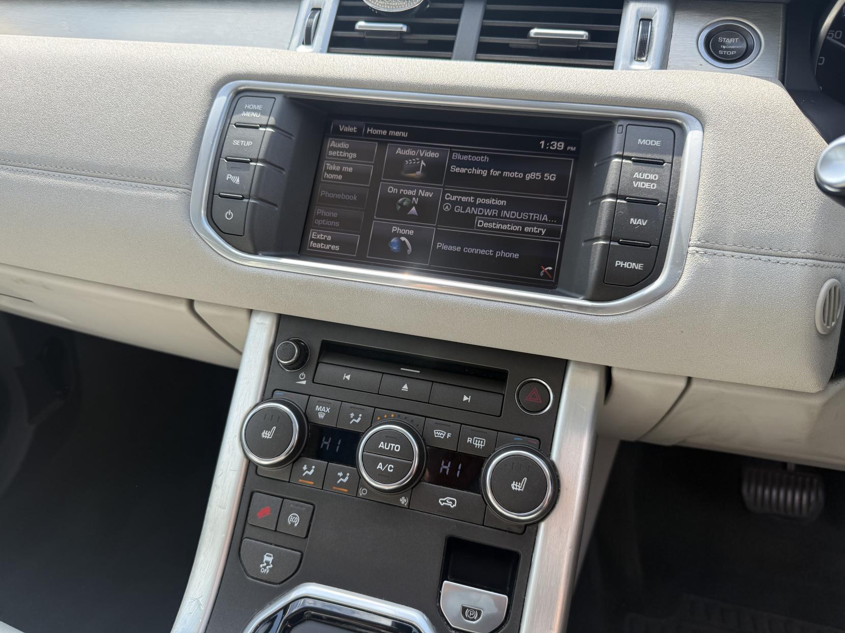 Land Rover Range Rover Evoque 2.2 SD4 Pure Tech SUV 5dr Diesel Manual 4WD Euro 5 (s/s) (190 ps)