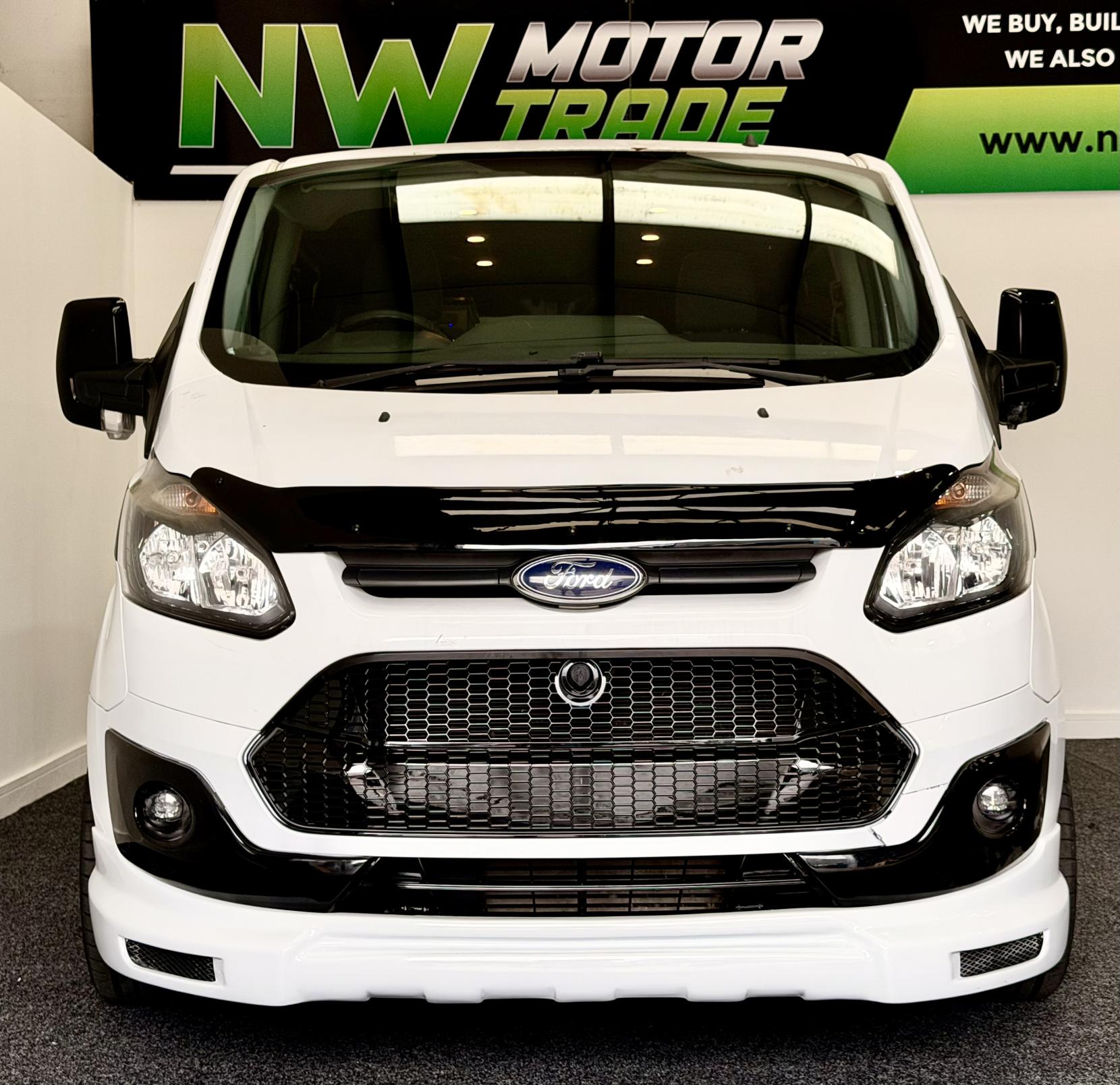 Ford Transit Custom Camper Van Motorhome 2.2 Camper Van Motorhome Twin Sliding Door