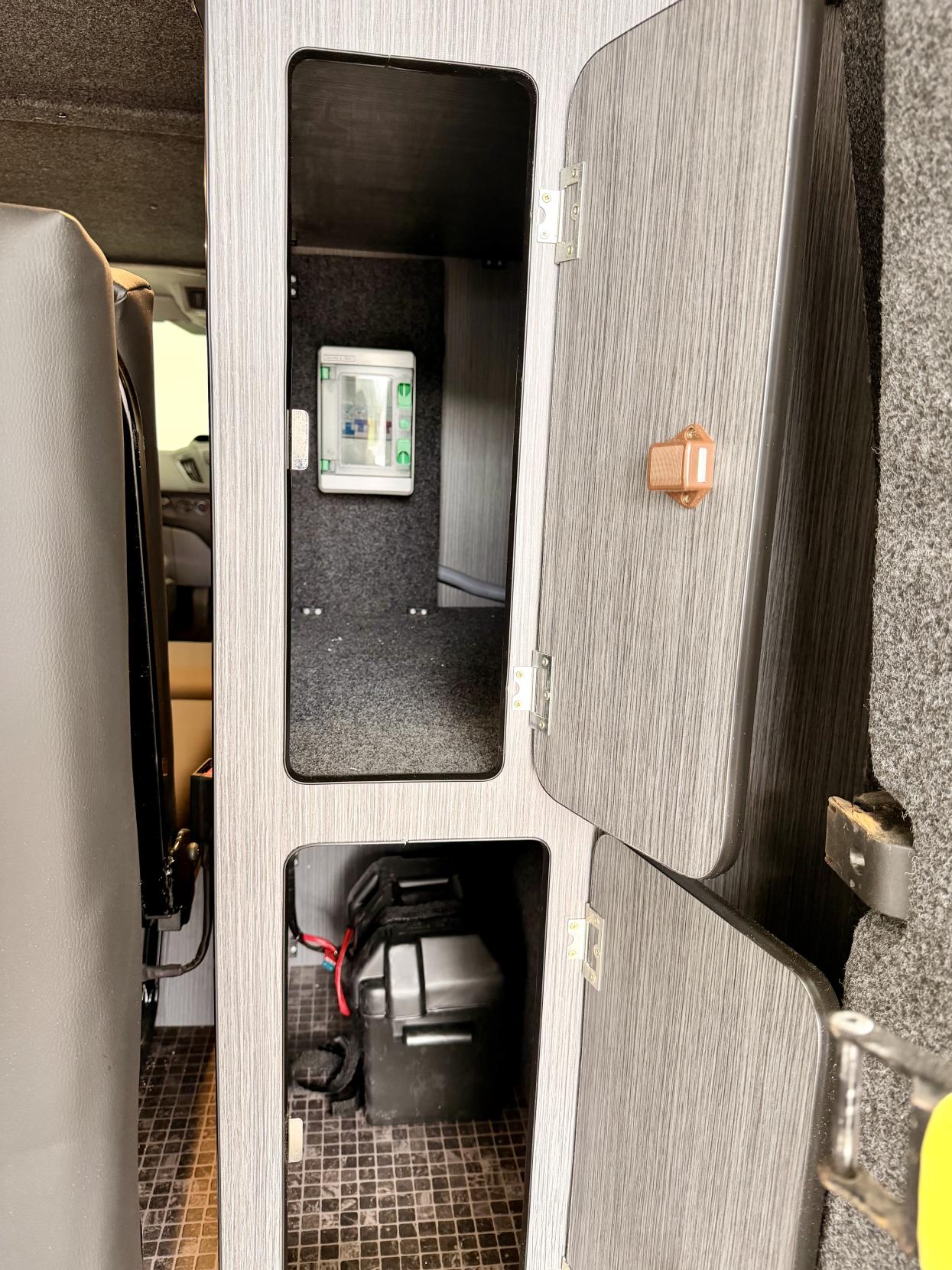 Ford Transit Custom Camper Van Motorhome 2.2 Camper Van Motorhome Twin Sliding Door