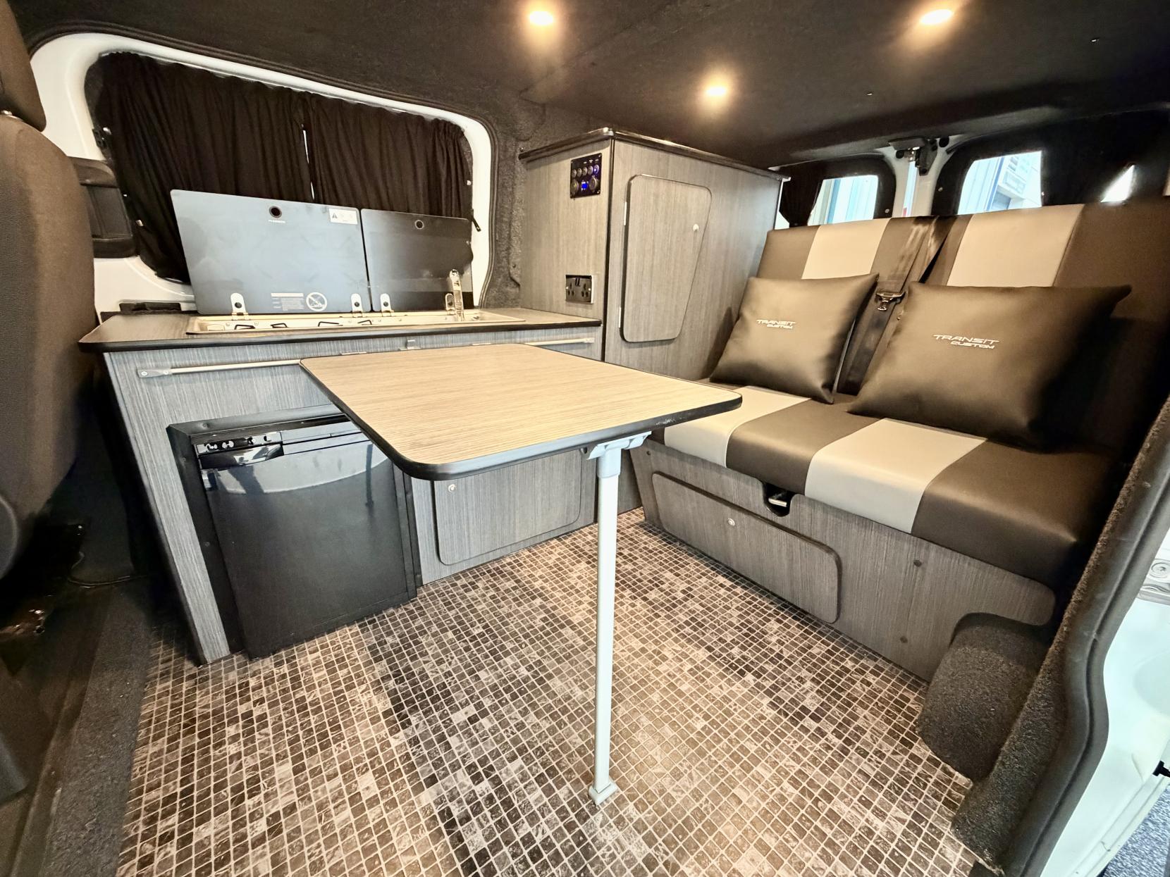 Ford Transit Custom Camper Van Motorhome 2.2 Camper Van Motorhome Twin Sliding Door