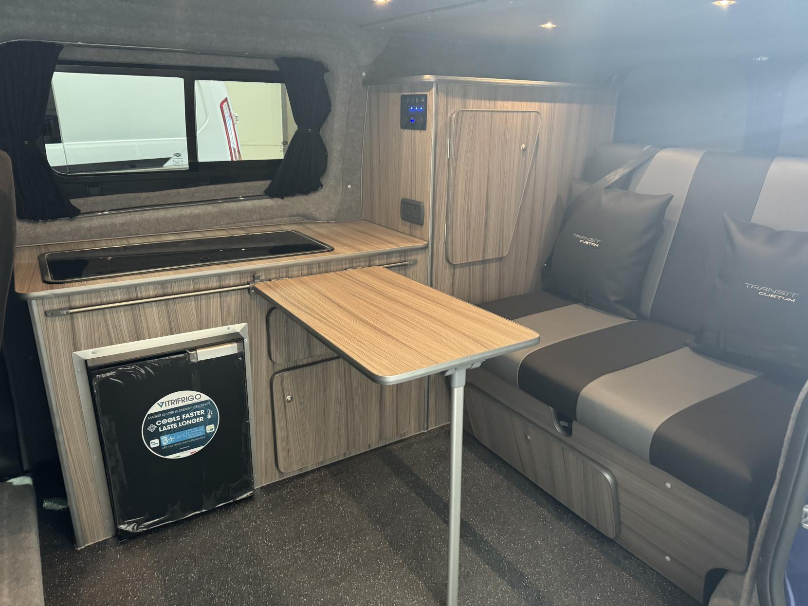Ford Transit Custom Camper Van Motorhome Twin Sliding Door 2.2 Camper Van Motorhome Twin Sliding Door