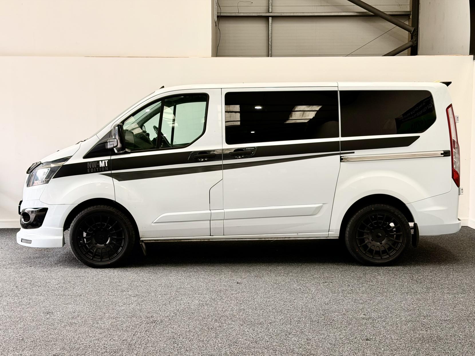 Ford Transit Custom Camper Van Motorhome 2.2 Camper Van Motorhome Twin Sliding Door