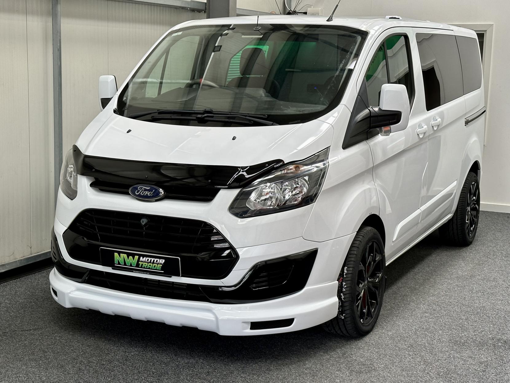 Ford Transit Custom Camper Van Motorhome Twin Sliding Door 2.2 Camper Van Motorhome Twin Sliding Door