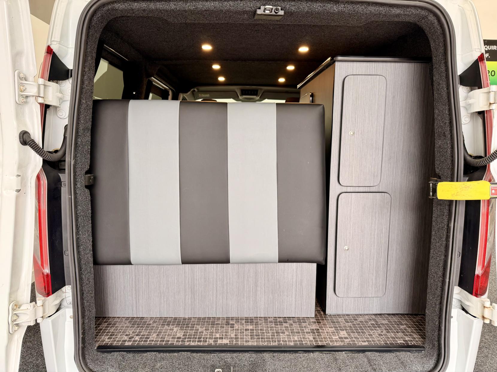 Ford Transit Custom Camper Van Motorhome 2.2 Camper Van Motorhome Twin Sliding Door
