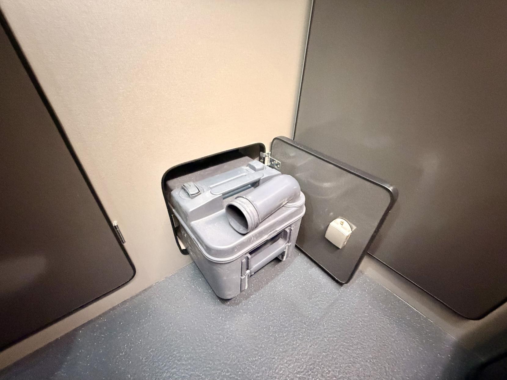 Volkswagen Crafter Motorhome Race Van Camper Van  2.0 VW Crafter Camper Van Race Van Garage