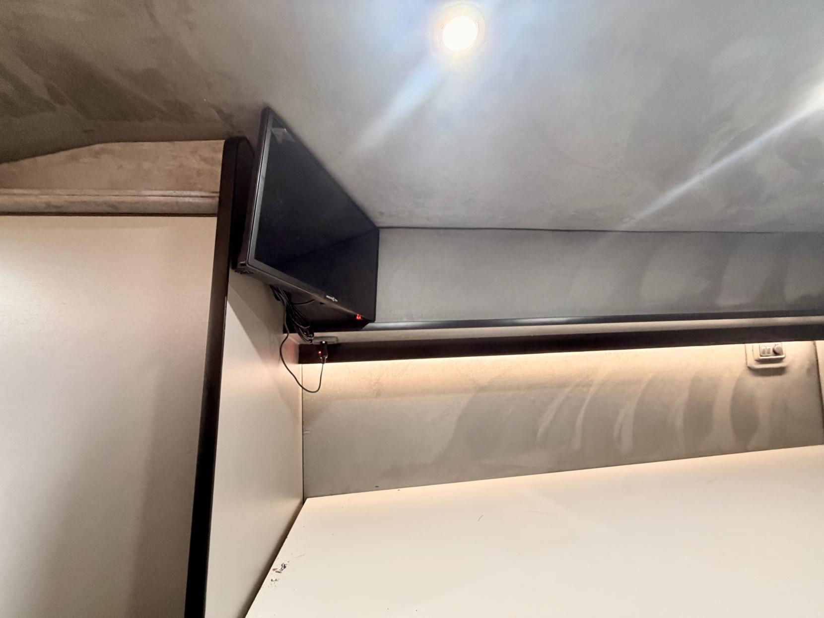 Volkswagen Crafter Motorhome Race Van Camper Van  2.0 VW Crafter Camper Van Race Van Garage