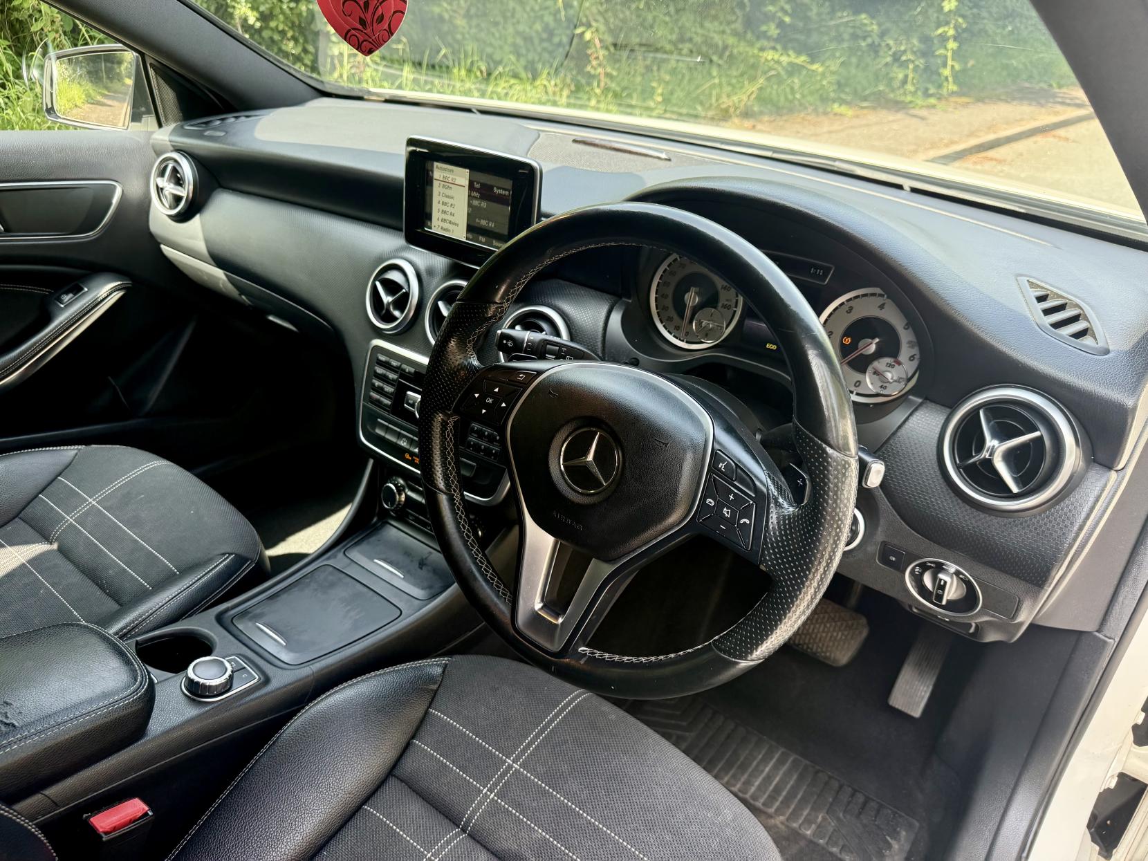 Mercedes-Benz A Class 1.5 A180 CDI Sport Hatchback 5dr Diesel 7G-DCT Euro 5 (s/s) (109 ps)