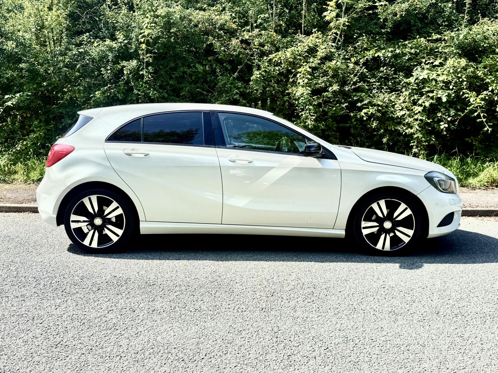 Mercedes-Benz A Class 1.5 A180 CDI Sport Hatchback 5dr Diesel 7G-DCT Euro 5 (s/s) (109 ps)