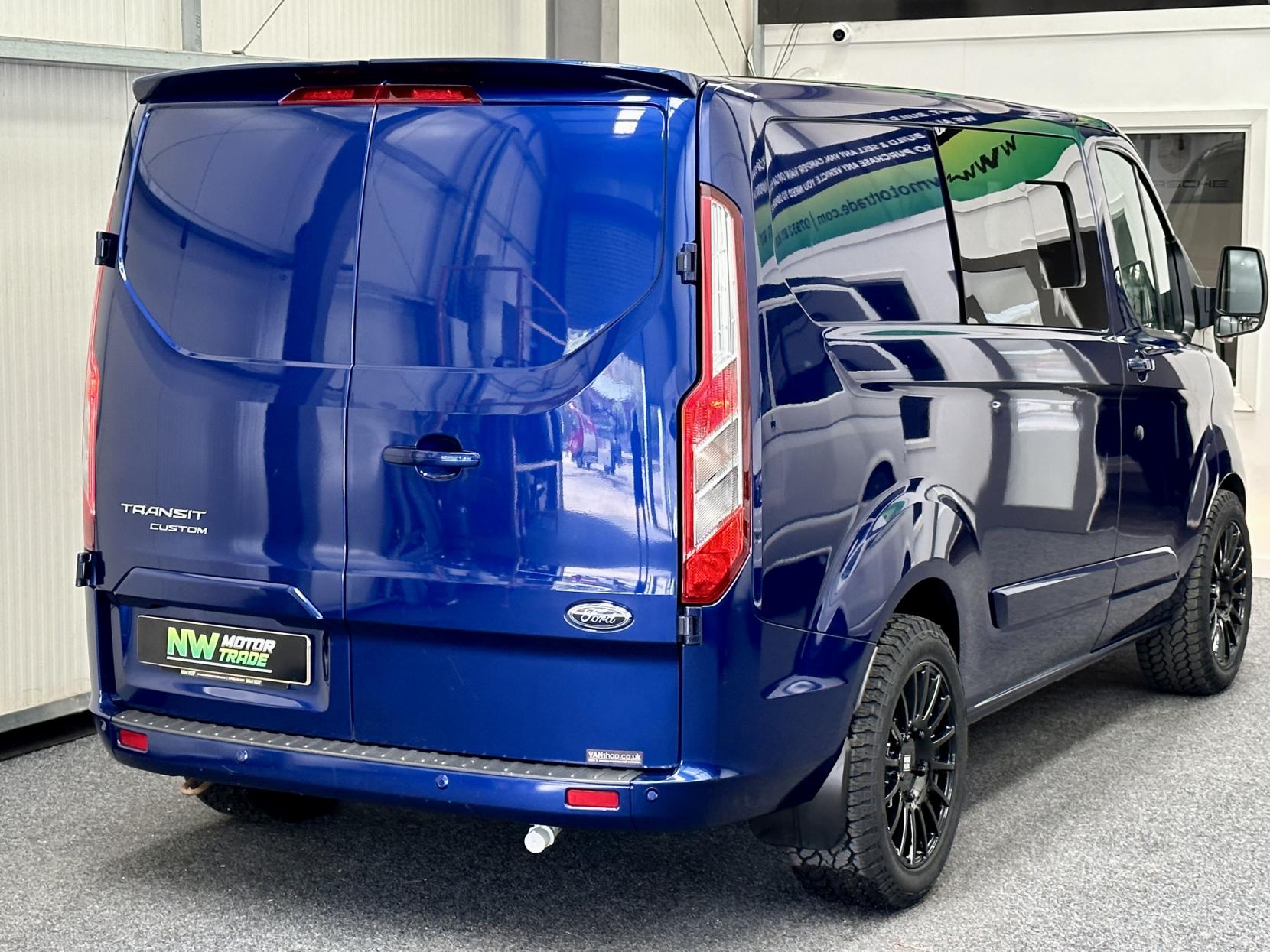 Ford Transit Custom Camper Van Motorhome Euro 6 ULEZ 2.0 TDCi 290 Limited Camper Van Diesel Manual L2 LWB (170 bhp)