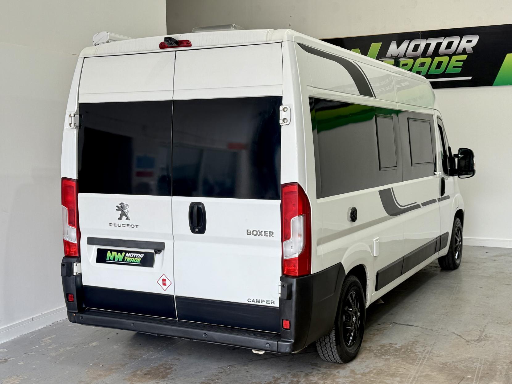 Peugeot Boxer Camper Converted Motorhome 2.2 BlueHDi 335 Professional Camper Van Motorhome Diesel Manual L3 H2 Euro 6 (s/s) (140 ps)