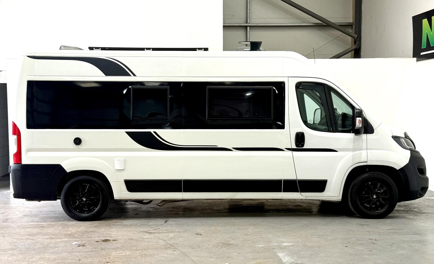 Peugeot Boxer Camper Converted Motorhome 2.2 BlueHDi 335 Professional Camper Van Motorhome Diesel Manual L3 H2 Euro 6 (s/s) (140 ps)