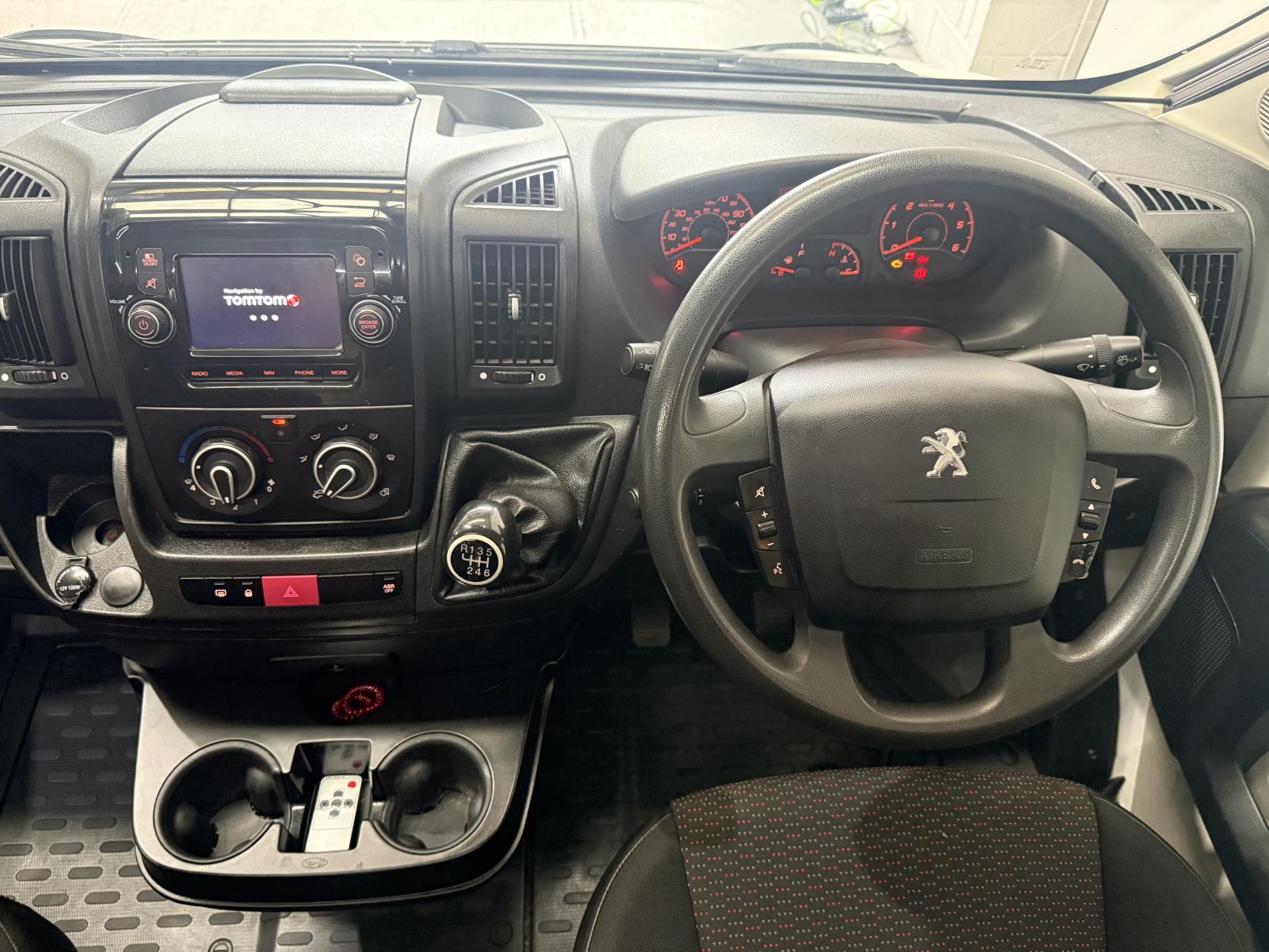 Peugeot Boxer Camper Converted Motorhome 2.2 BlueHDi 335 Professional Camper Van Motorhome Diesel Manual L3 H2 Euro 6 (s/s) (140 ps)