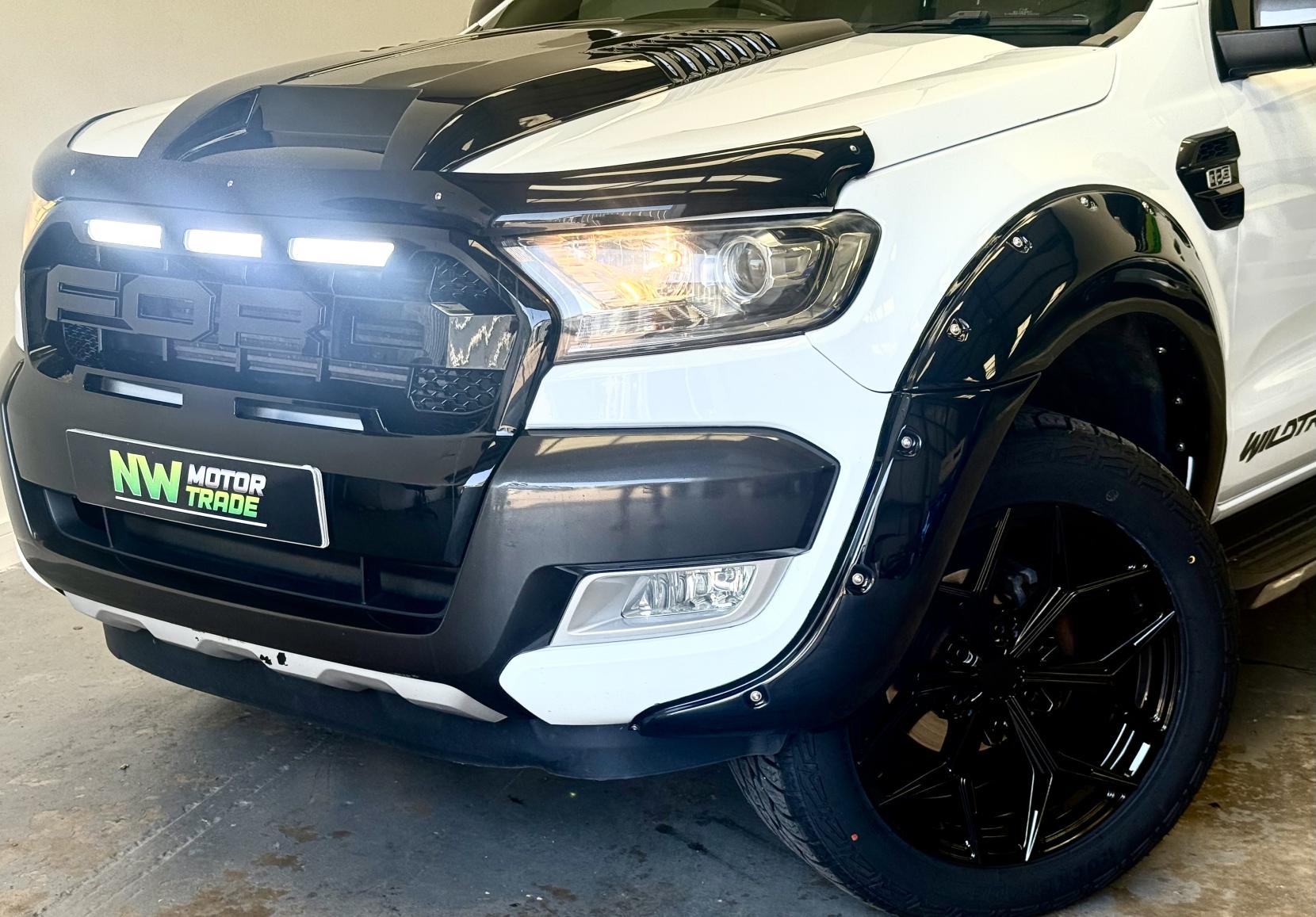 Ford Ranger 3.2 TDCi Wildtrak Pickup Double Cab 4dr Diesel Auto 4WD Euro 5 (200 ps)