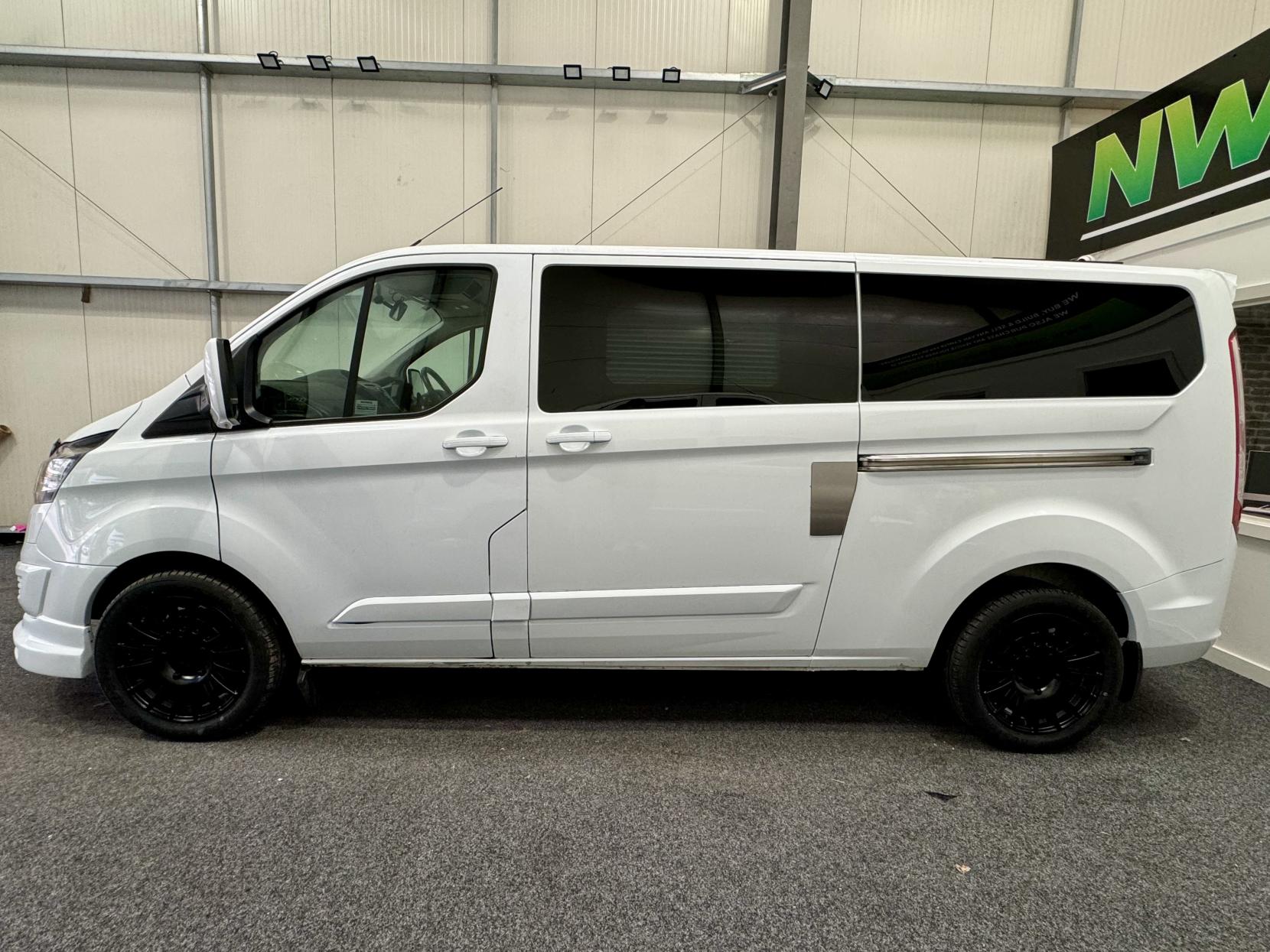 Ford Transit Custom Camper Van Motorhome LWB With Solar & Tailgate 2.2 LWB CAMPER VAN WITH TAILGATE AND AIR CON