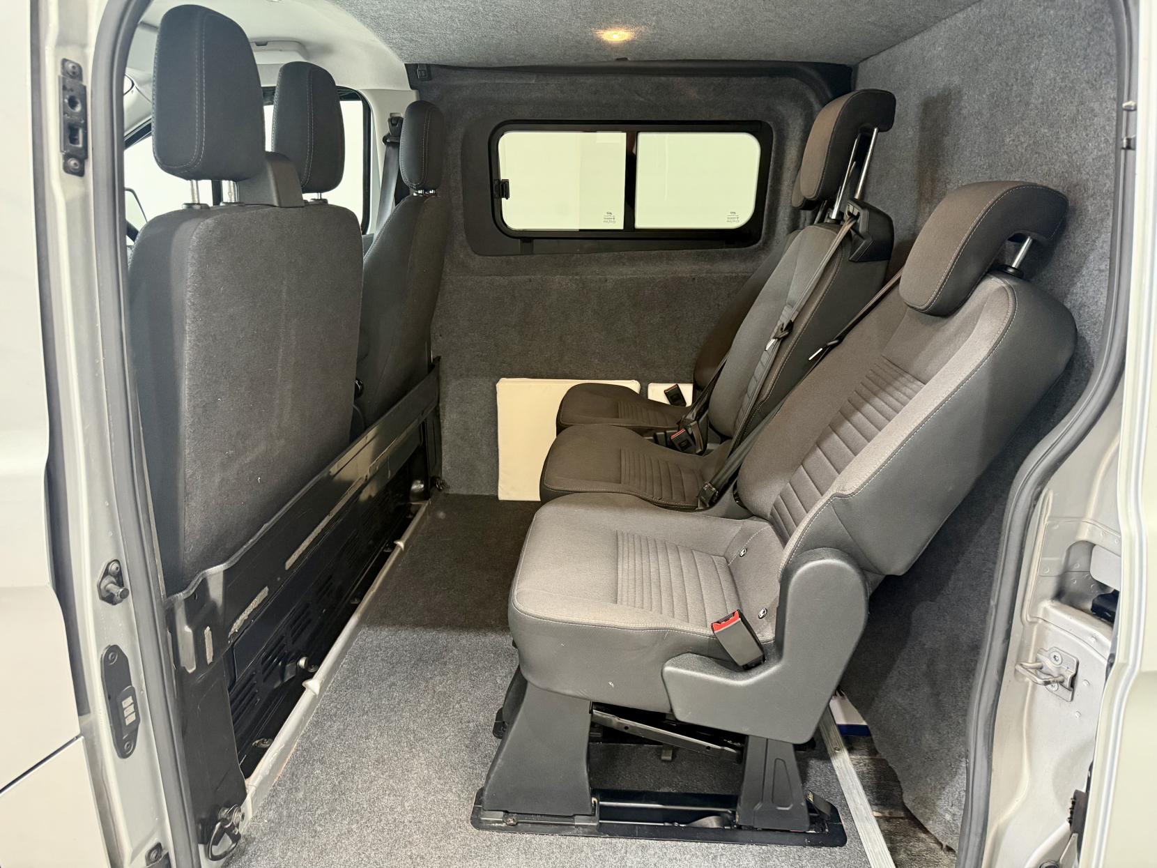 Ford Transit Custom 2.0 300 EcoBlue Limited Panel Van 5dr Diesel Manual L2 H1 Euro 6 (130 ps)