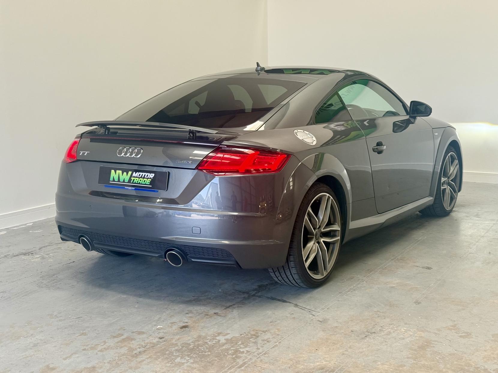 Audi TT 2.0 TDI Black Edition Coupe 3dr Diesel S Tronic quattro Euro 6 (s/s) (184 ps)