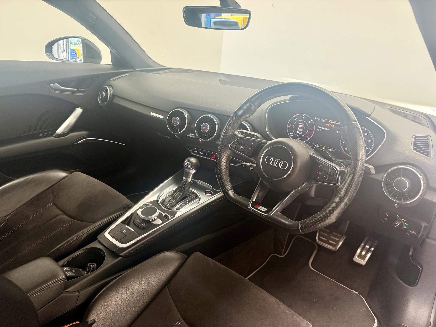 Audi TT 2.0 TDI Black Edition Coupe 3dr Diesel S Tronic quattro Euro 6 (s/s) (184 ps)