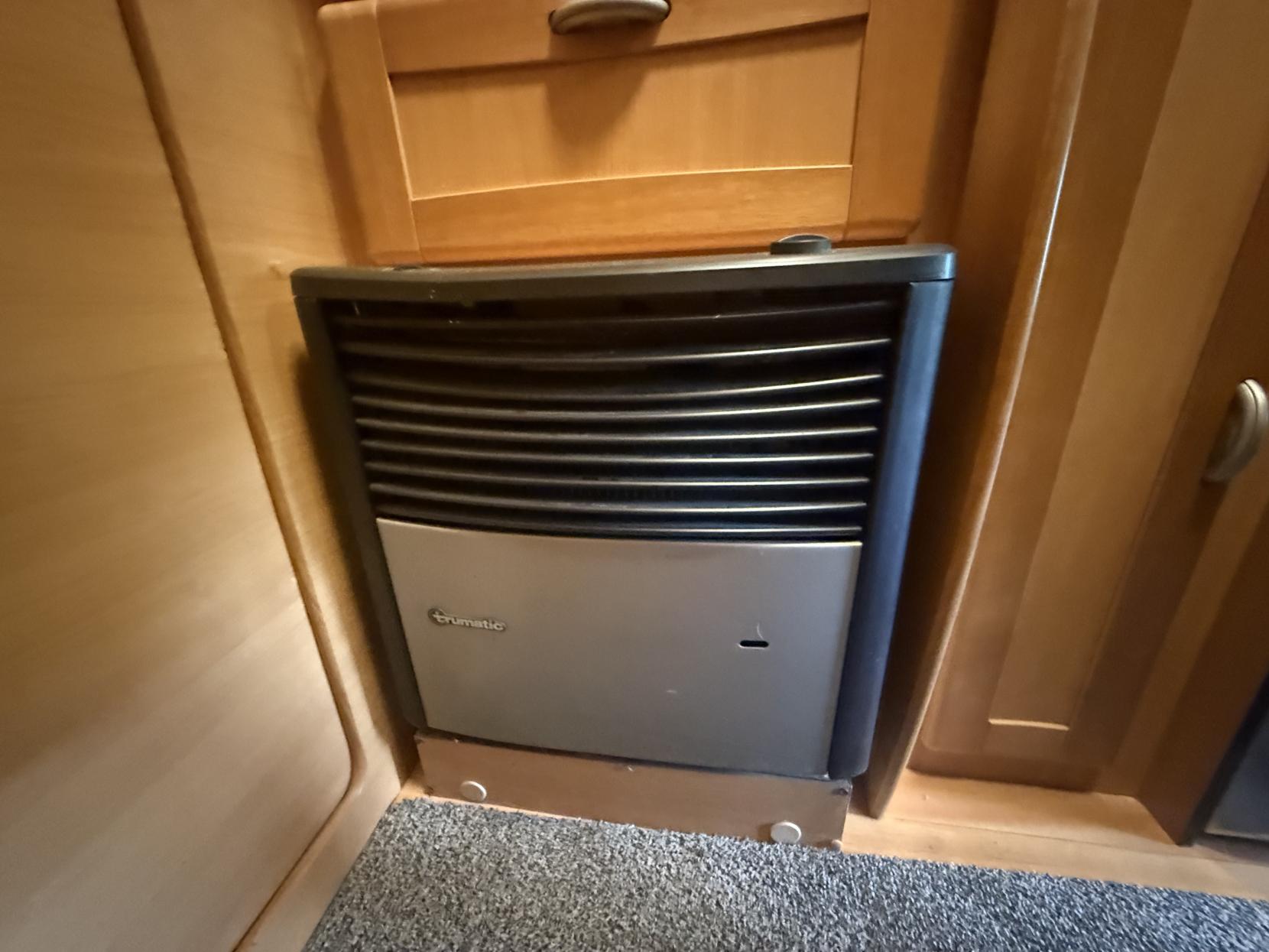 CI Motorhome JTD 128 MWB FIAT 6 BERTH MOTOR HOME